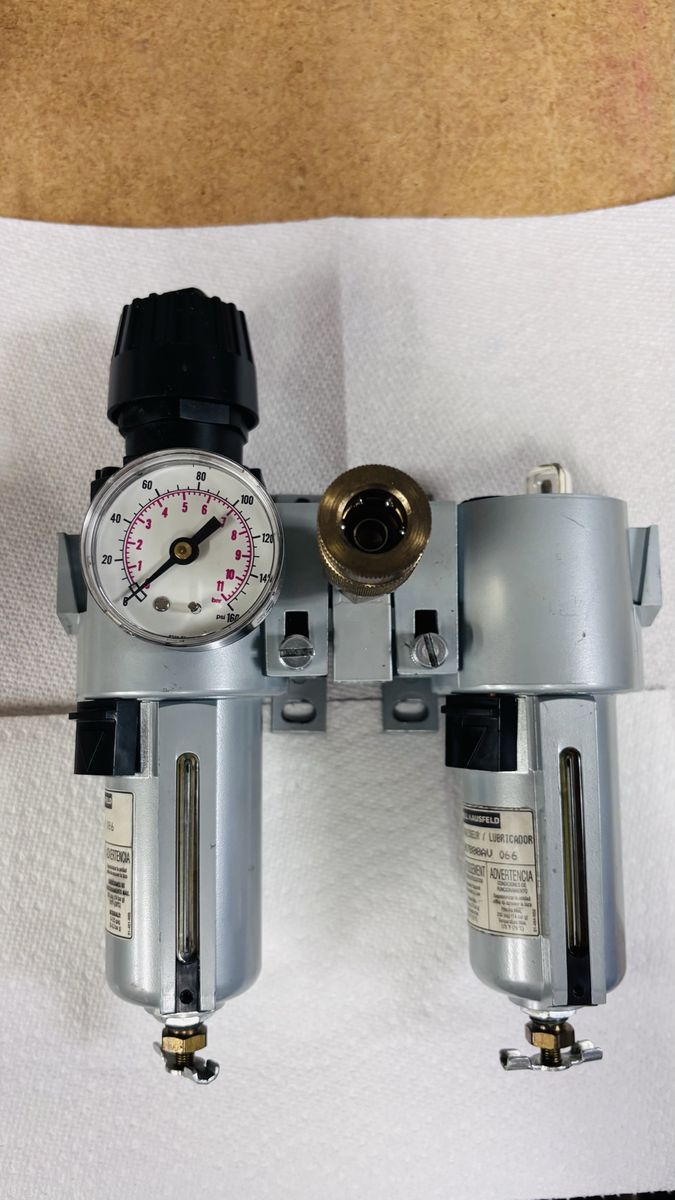 Campbell Hausfeld Air Compressor Filter Regulator Lubricator Combo