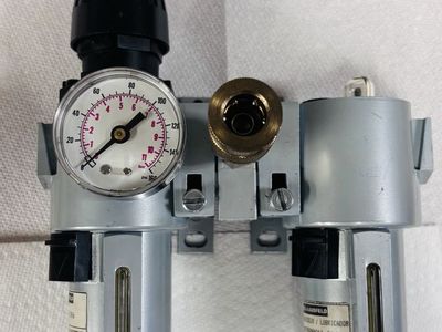 Campbell Hausfeld Air Compressor Filter Regulator Lubricator Combo