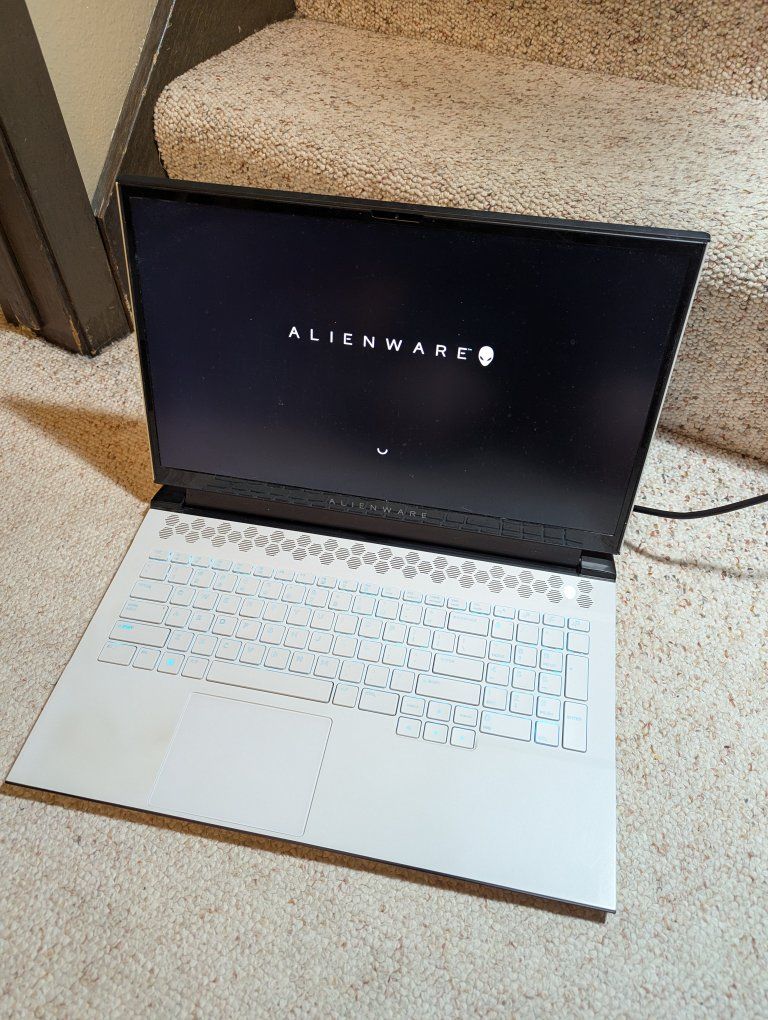 Alienware 17" R4 Laptop 1TB, 32GB RAM, Nvidia 3070