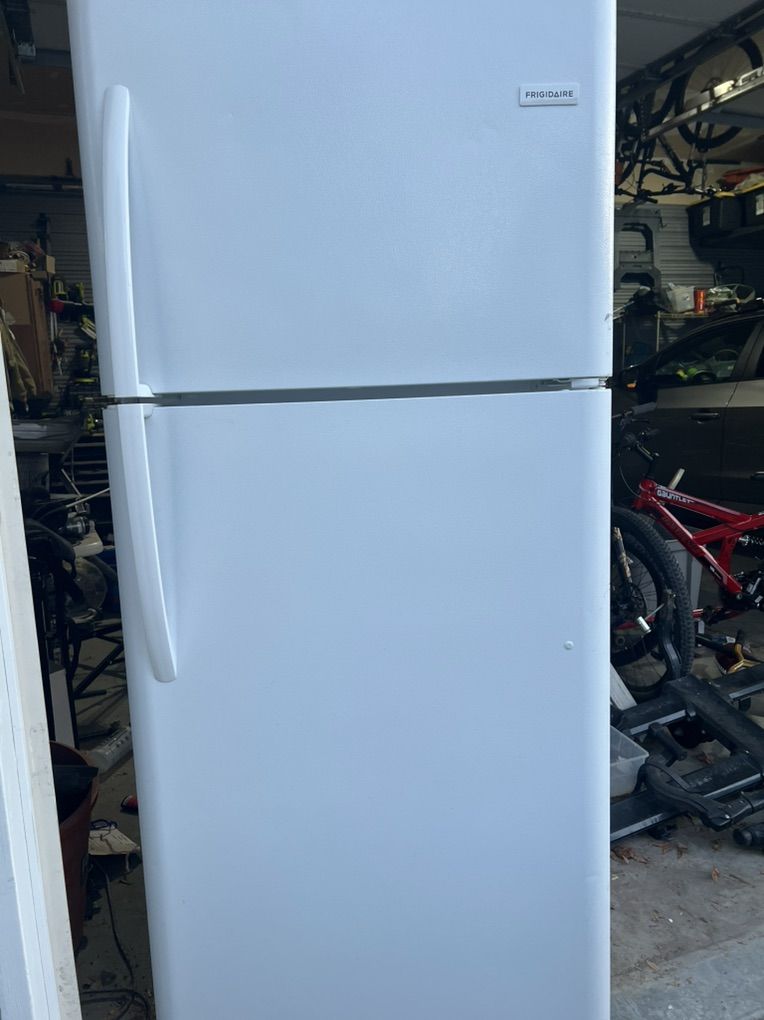 Frigidaire Refrigerator