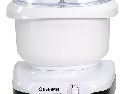 Nutrimill Artiste Stand Mixer w/attachments