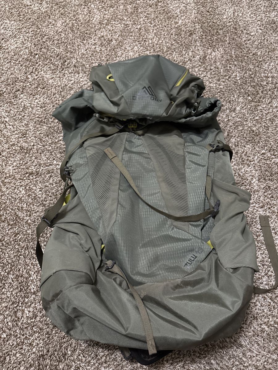 Gregory Zulu 40L Men's Hiking Backpack - Paragon Grey with Ventilated Backpanel