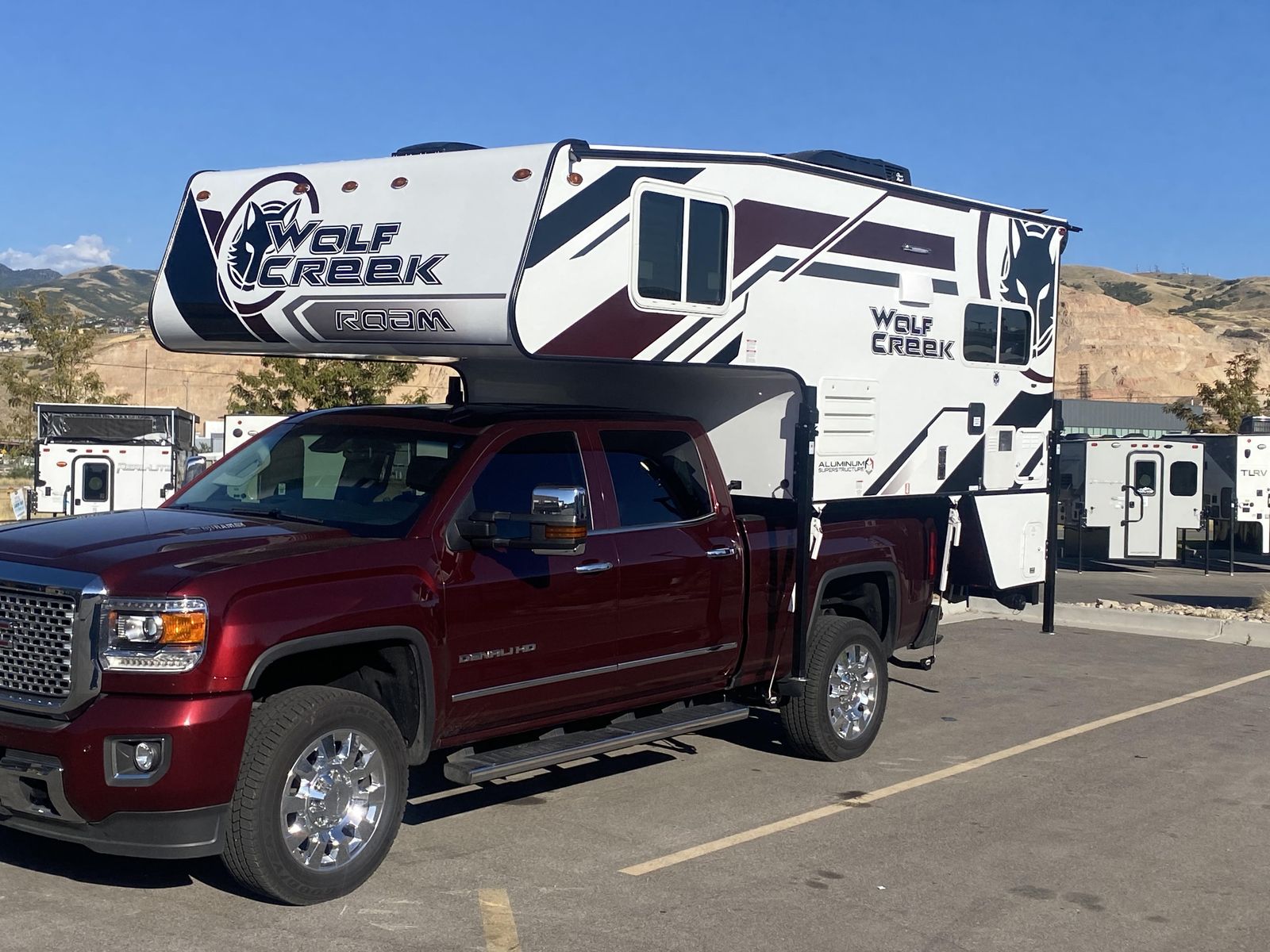 2023 Northwood Wolfcreek 890 Truck Camper