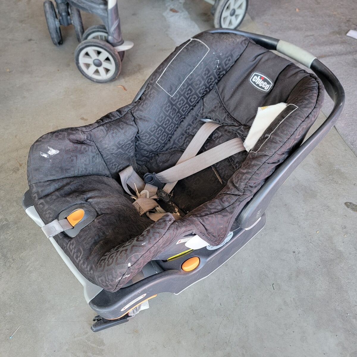 Chicco infant car seat