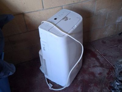 Hisense AP10CR1W 10,000 BTU Portable Air Conditioner - 115V