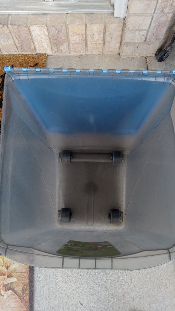 Main image 7