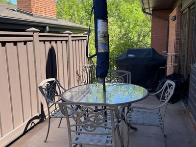 Metal Outdoor Patio Set with Umbrella