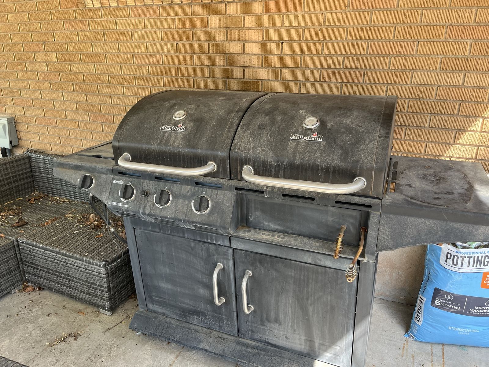 Char-Broil Commercial Series 4-Burner Gas Grill with Side Burner & Cabinet Storage