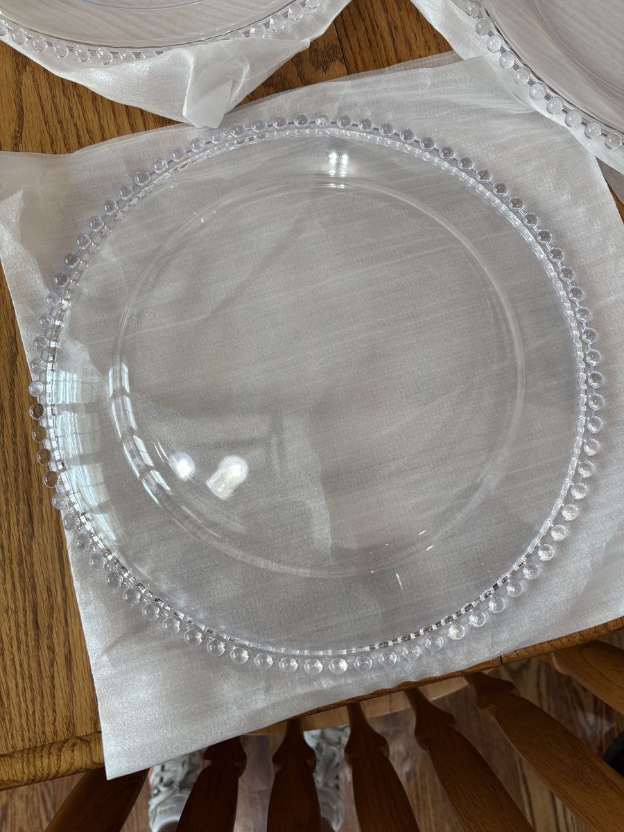 300 Acrylic Beaded 13 Plate Chargers