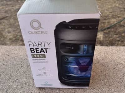 New Quikcell Party Beat Boost Wireless LED Speaker