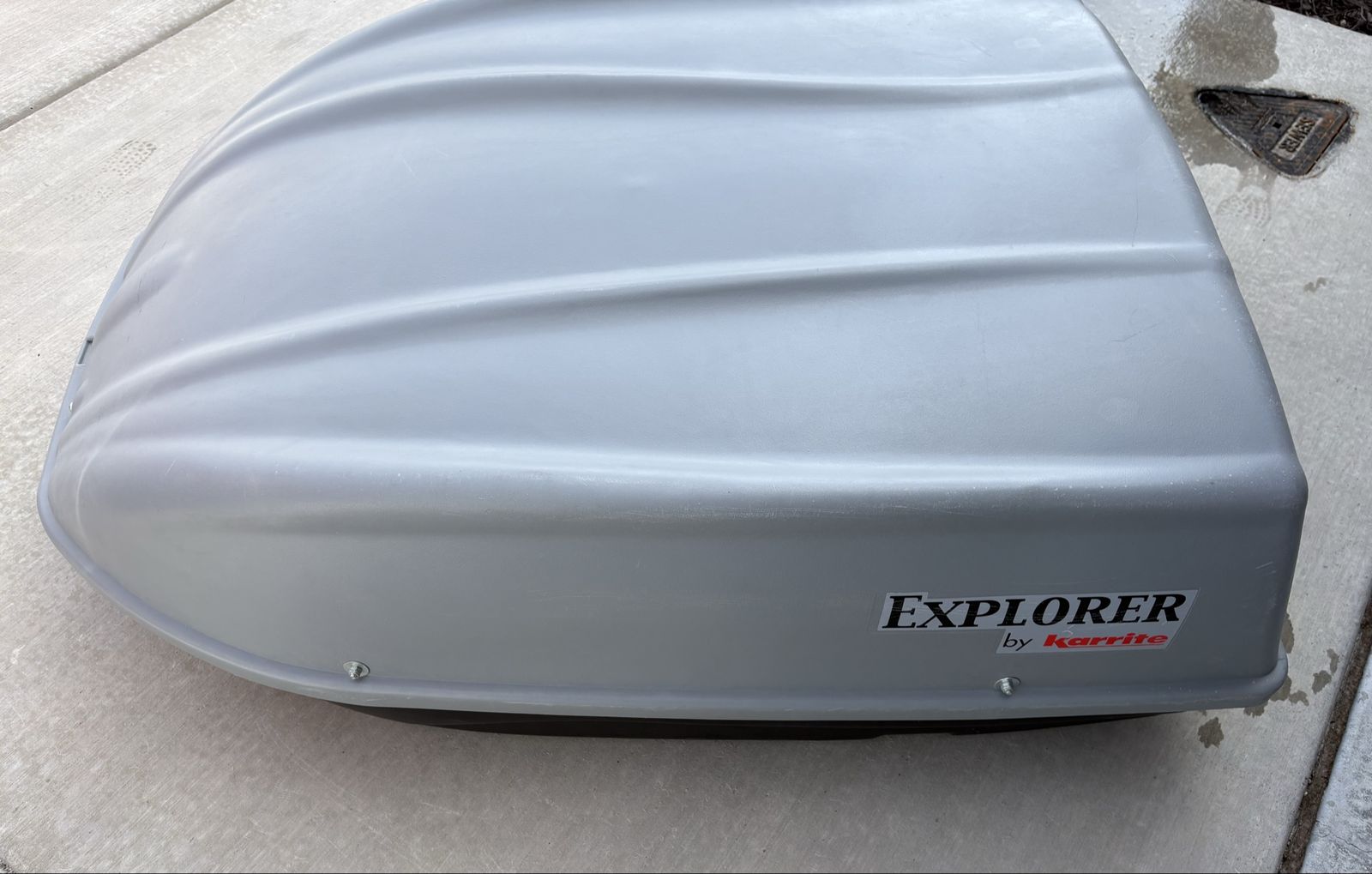 Vehicle rooftop cargo hard shell travel carrier luggage box