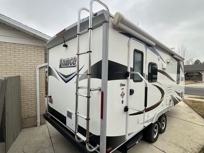 2017 Lance Model 1995