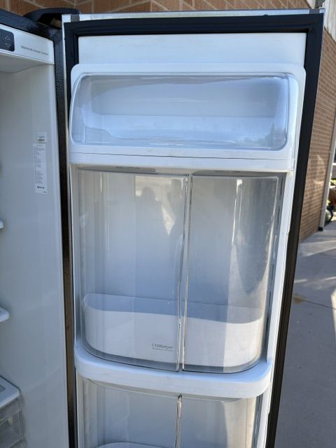 Main image 4