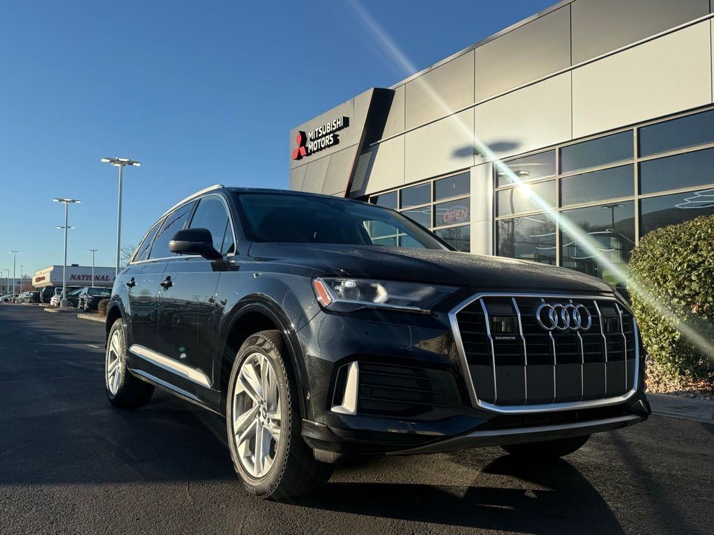 2023 Audi Q7 quattro Premium Plus 45 TFSI