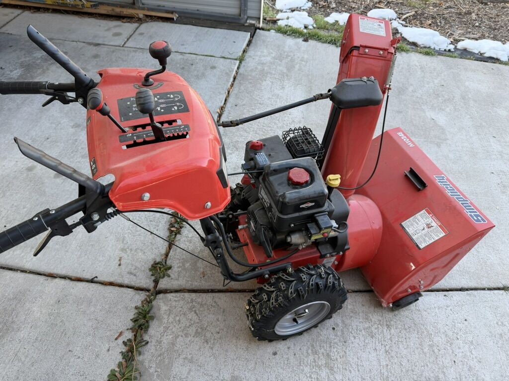 Snapper M1024E Two-Stage Snow Blower