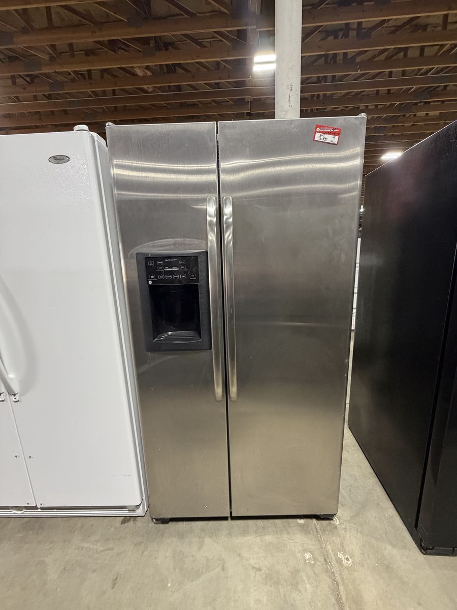 HUGE DEALS NOW! GE SIDE BY SIDE FRIDGE -HURRY!