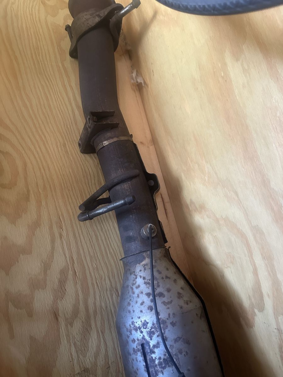Exhaust System w/Catalytic Converter