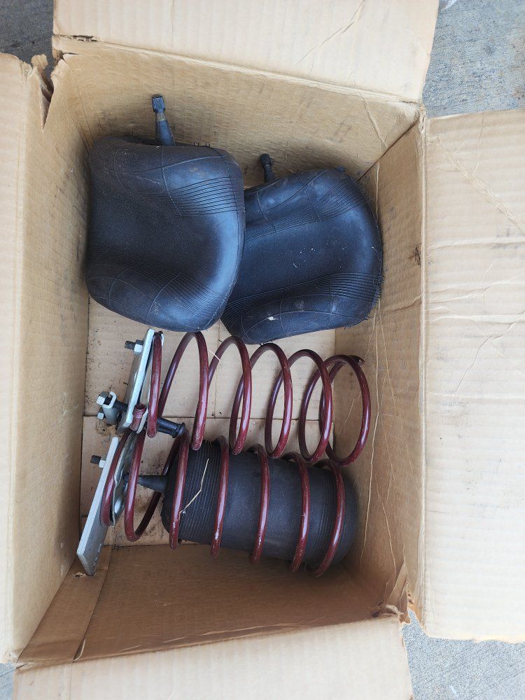 Air Helper Spring Kit with In-Coil Air Bags and Mounting Hardware