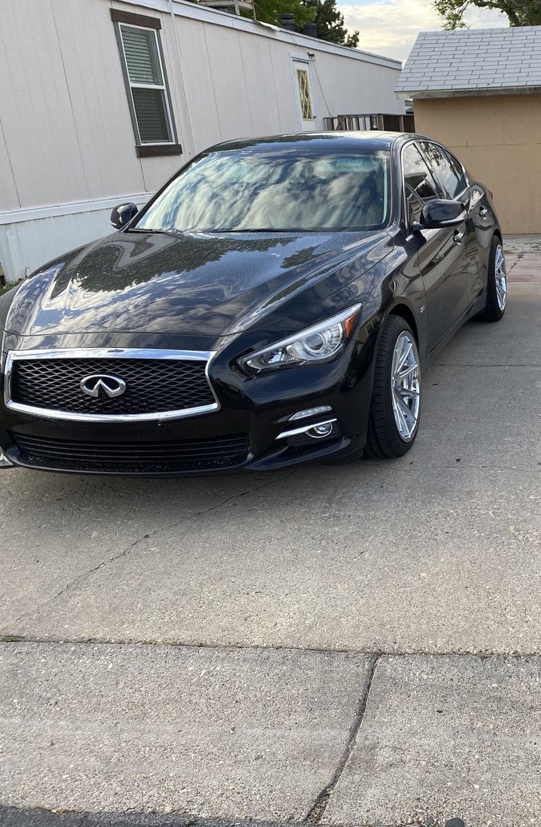 2016 Infiniti Q50 2.0t