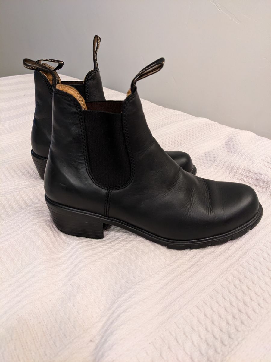 Blundstone Tasmania Low heel Women's Boot In Black Leather Size 9