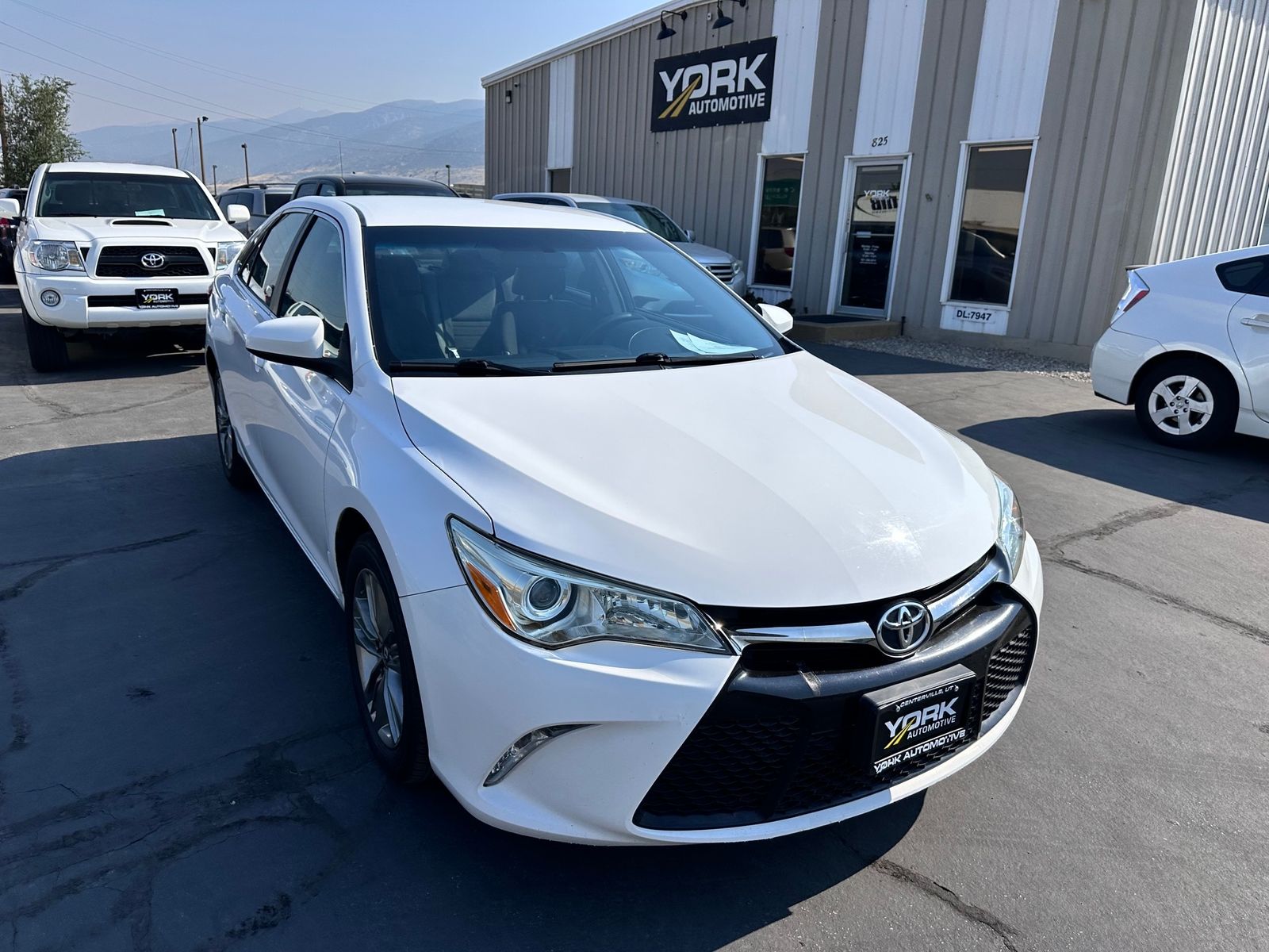 2016 Toyota Camry SE