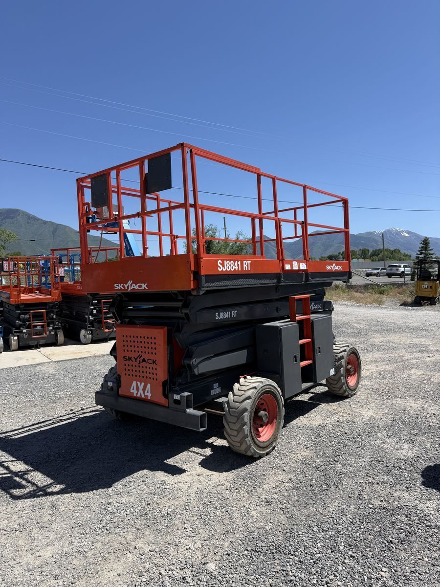 2016 Skyjack SJ8841 RT 4x4 Scissorlift • $25,900 • 1- Year Warranty (id.1892)