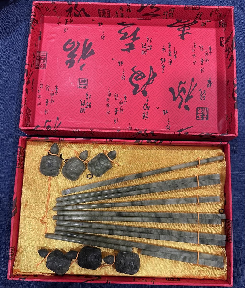 Chinese Jade-Stone Chopstick Set with Carved Turtle Rests and Original Box