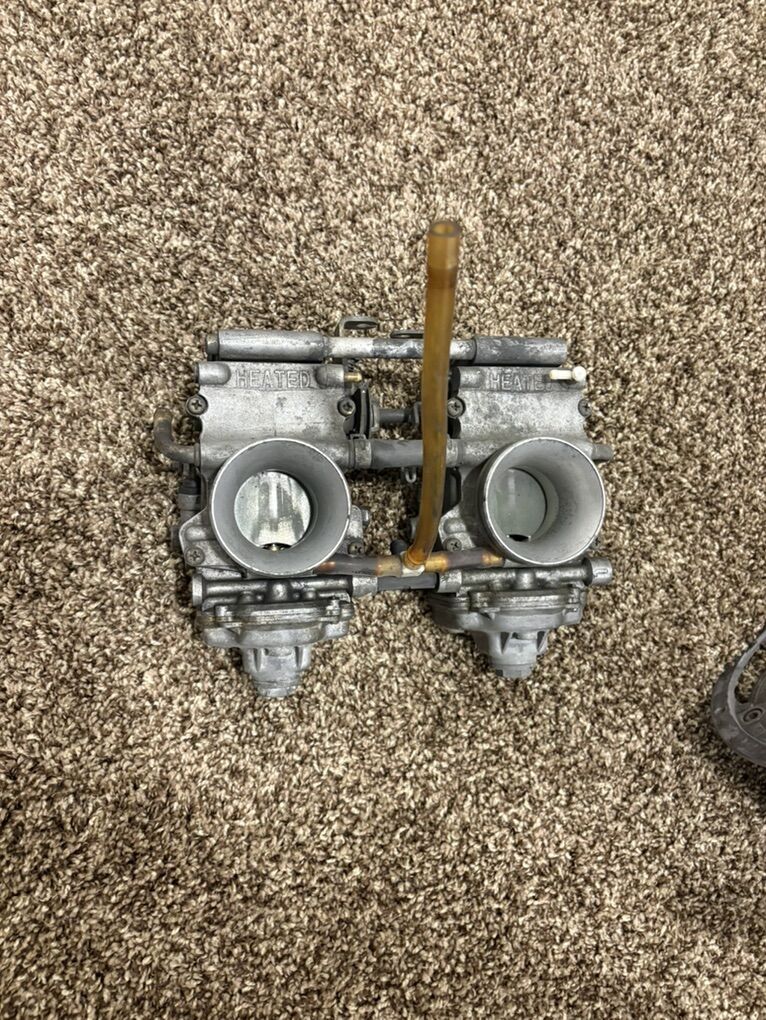 03-06 Skidoo Summit 800 Carbs