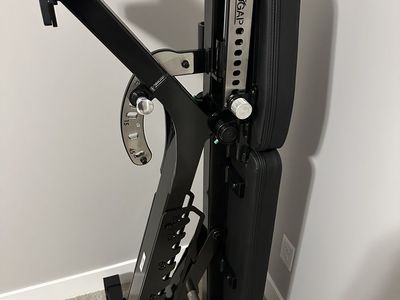 Weight lifting bench