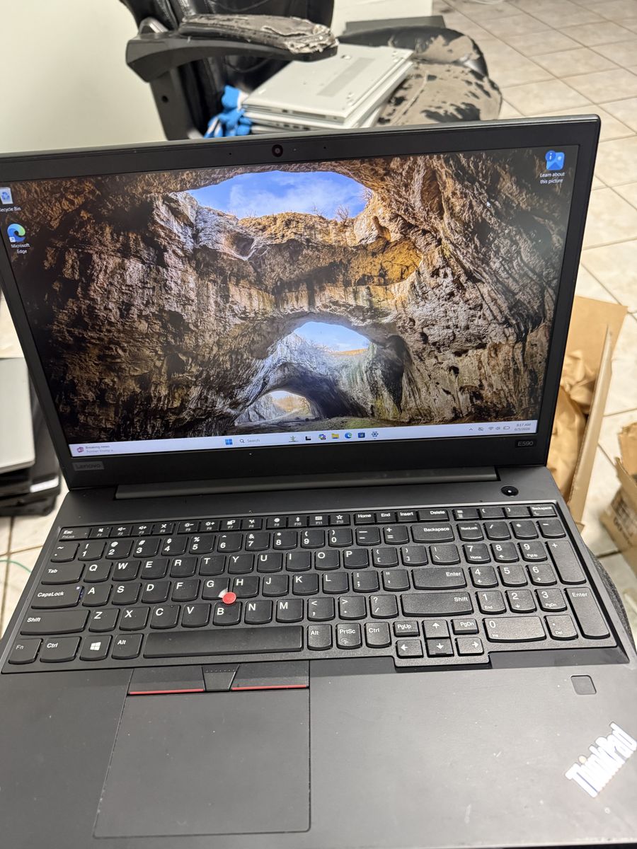 AWESOME DEAL ON WORKHORSE THINKPAD WITH  I7/16GB/256GB EXCELLENT CONDITION WITH 120 DAY WARRANTY