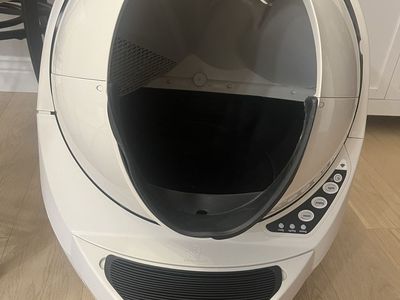 Whisker Litter-Robot 3 Automatic Self-Cleaning Litter Box