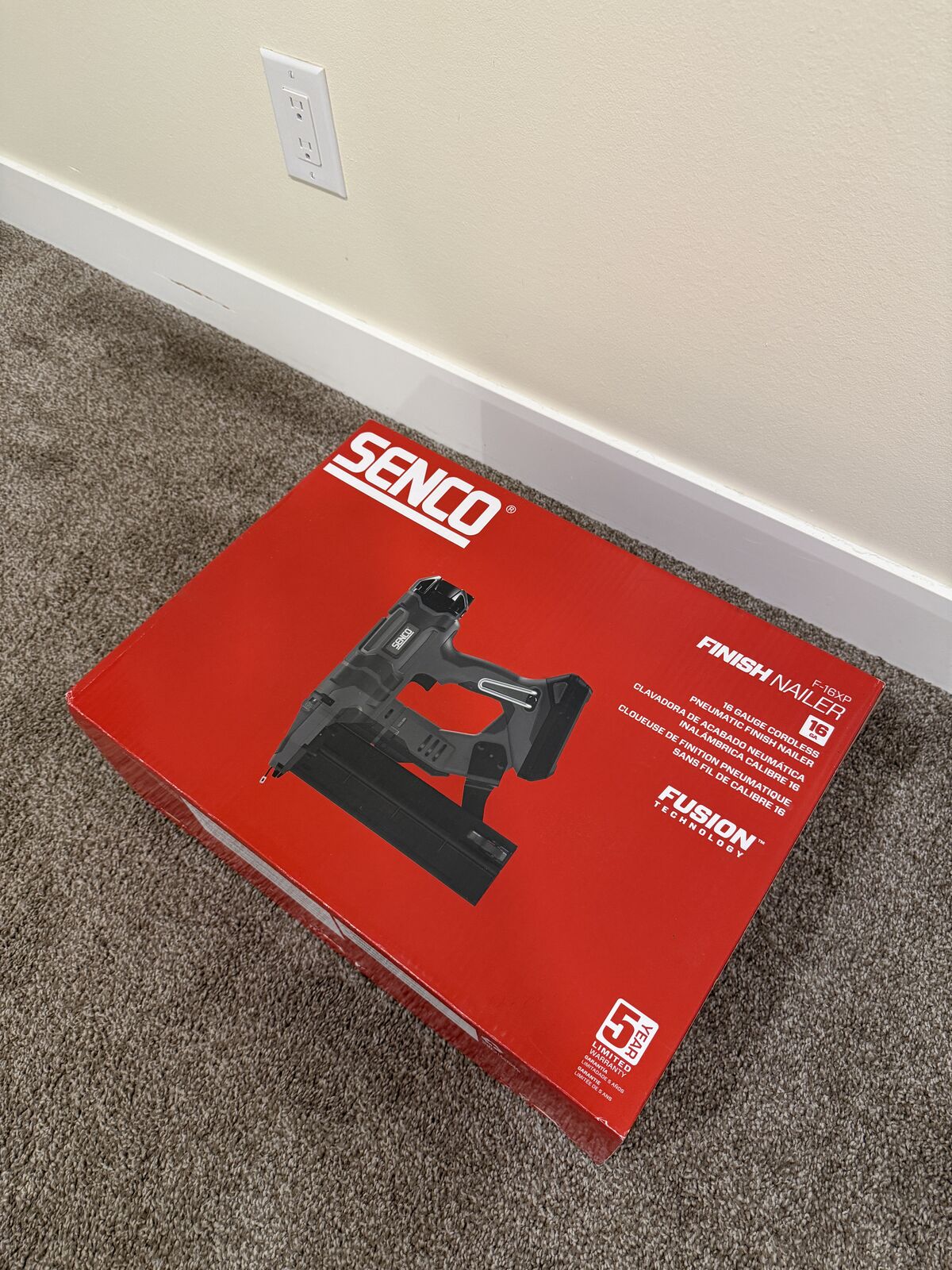 Senco Cordless 16 Gauge Nail Gun