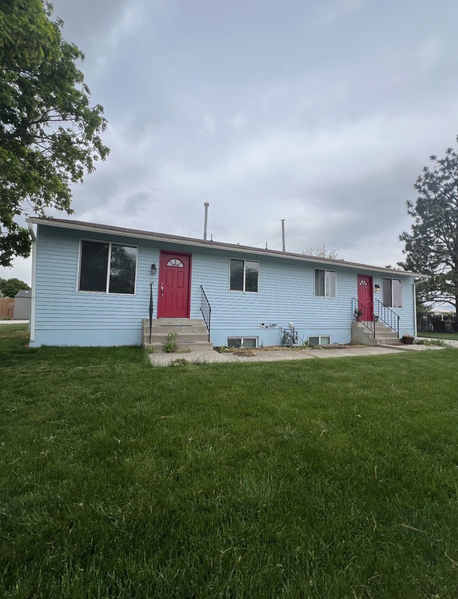 Room for Rent- Woman Housing 21+