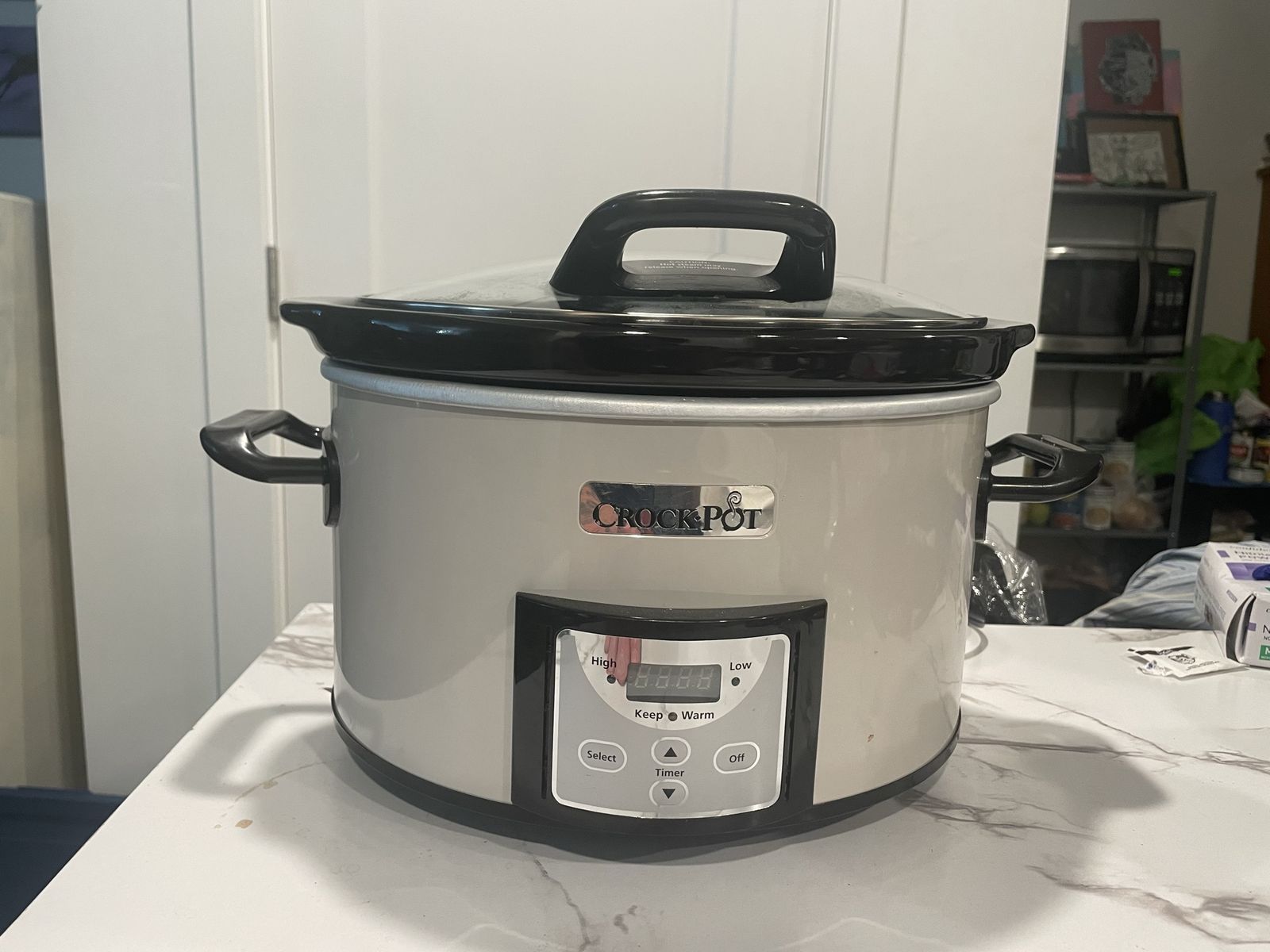 Modern White Crockpot with Timer and Gasket flip up Lid