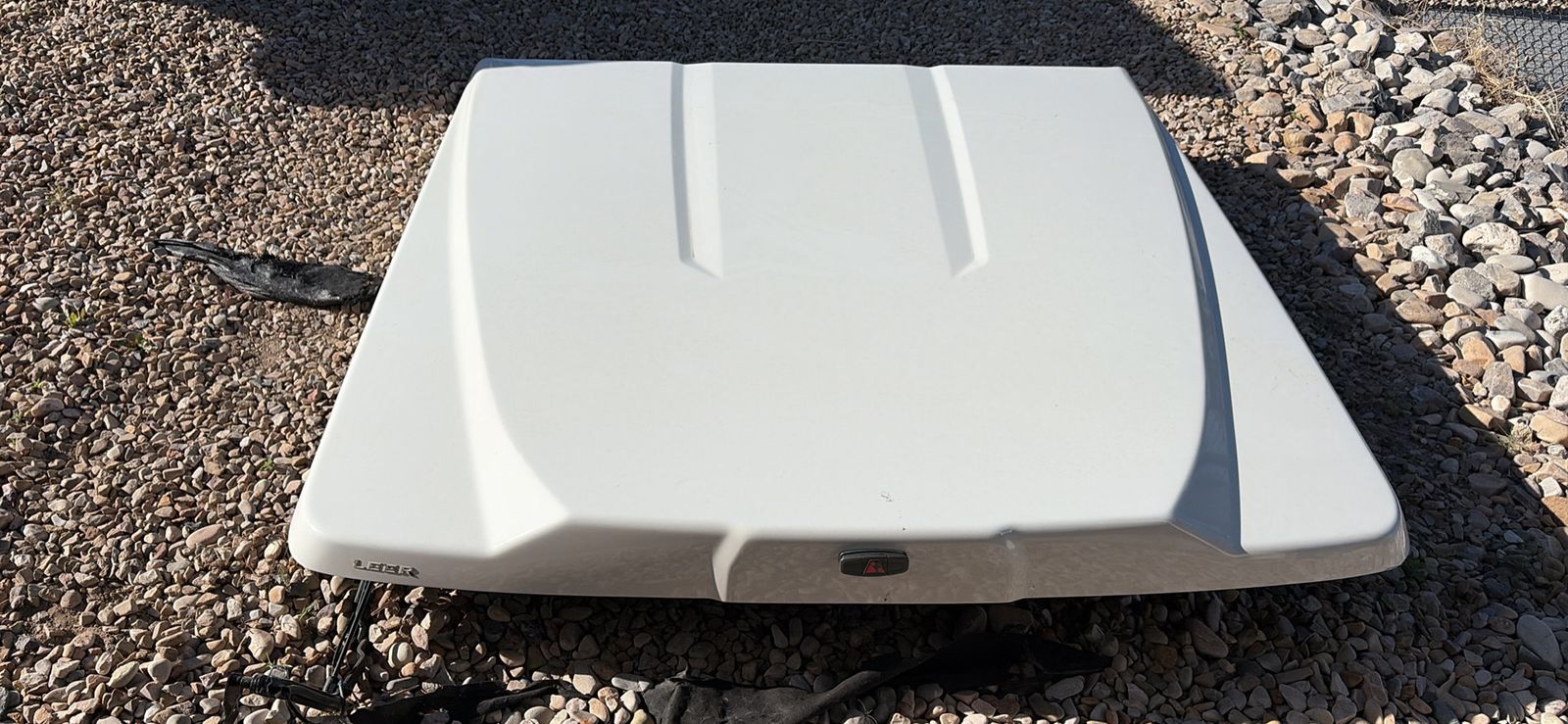 Truck bed cover