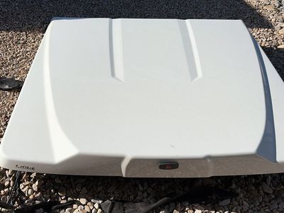 Truck bed cover