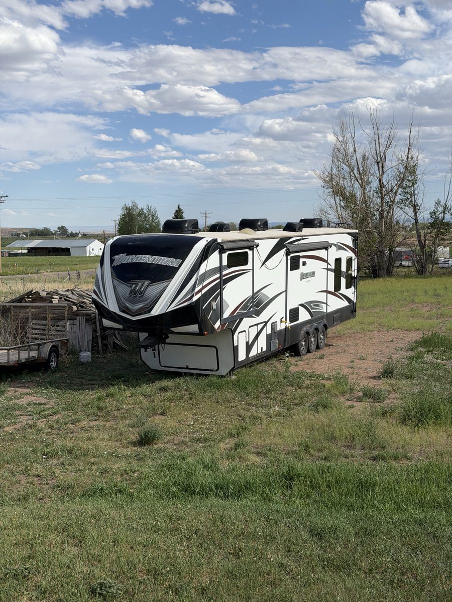 Momentum 5th Wheel Travel Trailer - Spacious & Ready for Adventure