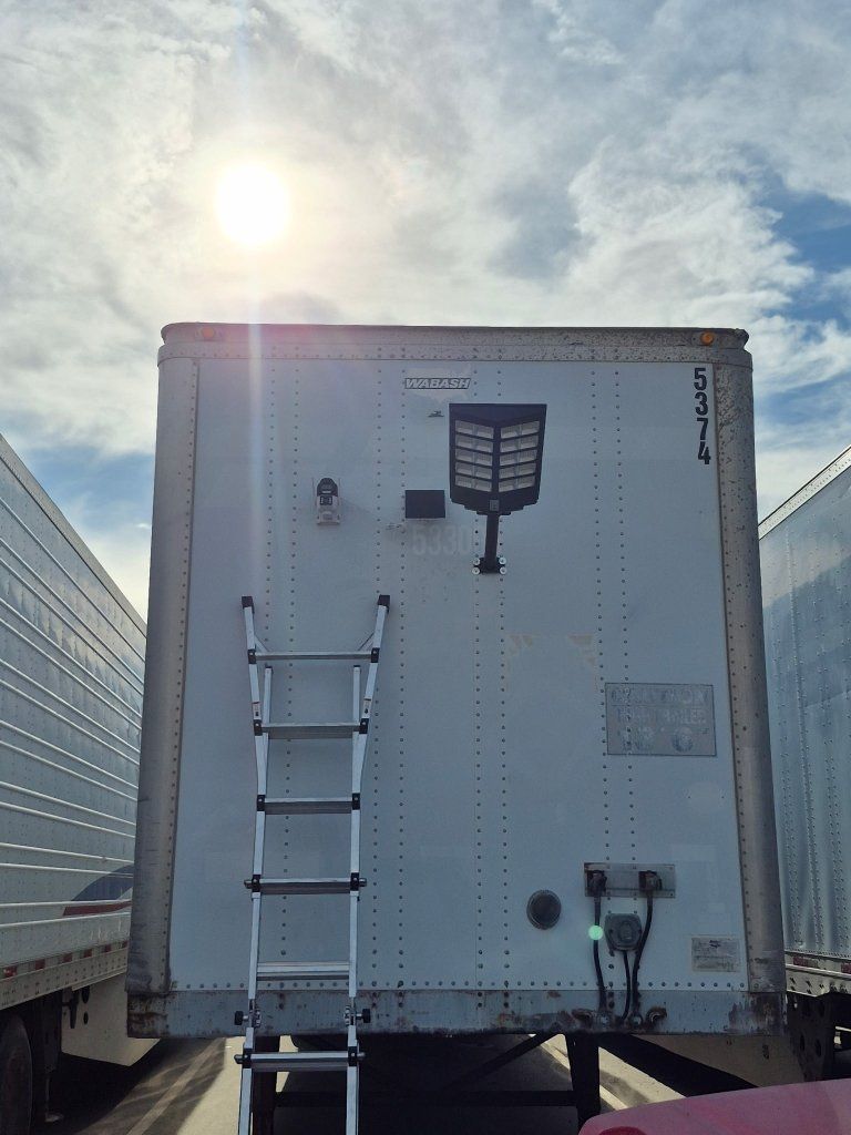 Main image 6