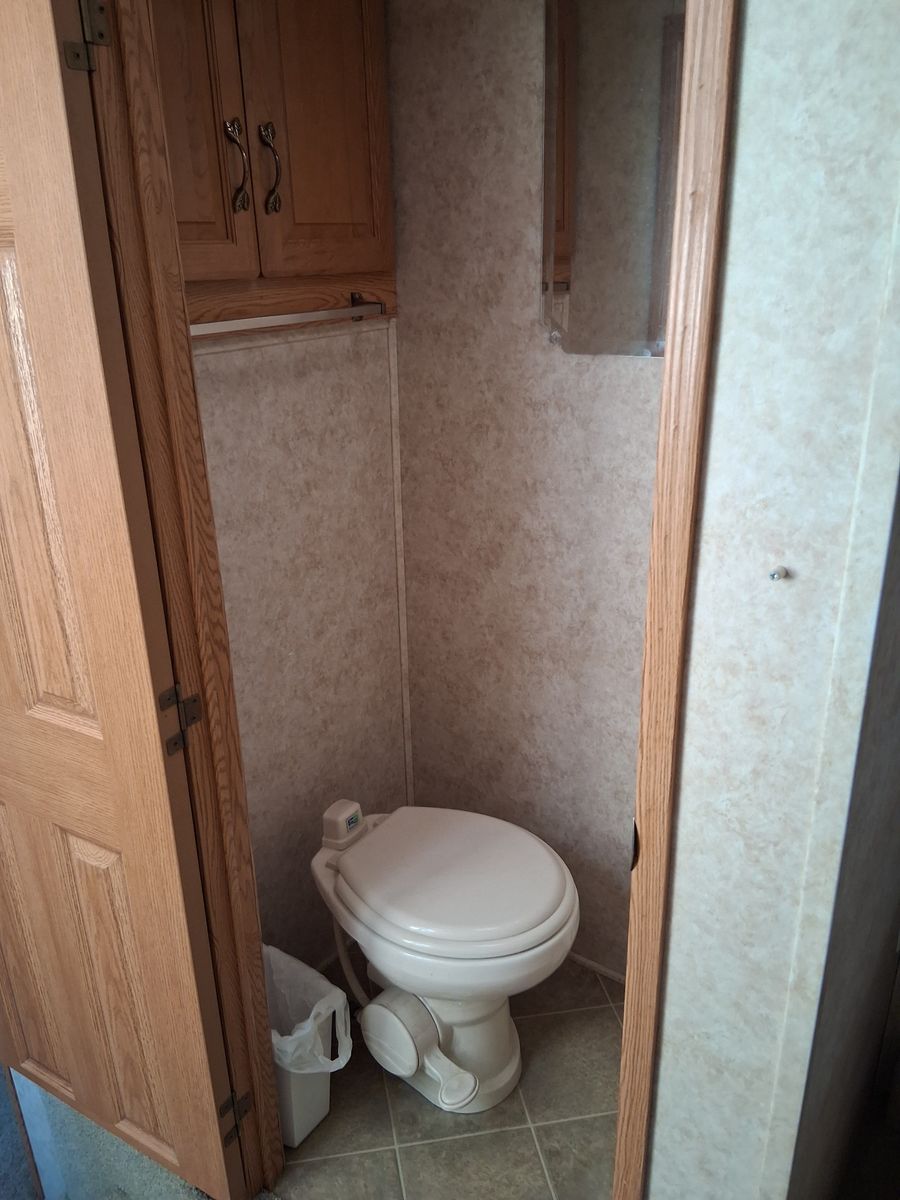 Main image 6