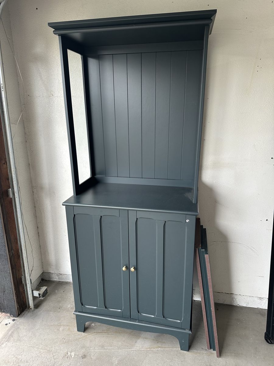IKEA cabinet/hutch