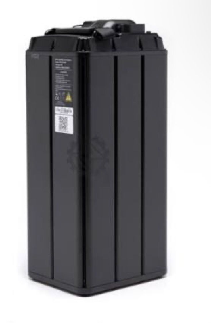 Talaria Mx3 battery and charger. 