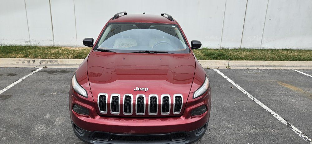 2016 Jeep Cherokee Altitude