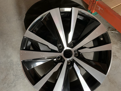 19x8 5x114.3 Nissan Altima Wheels Pair AS39