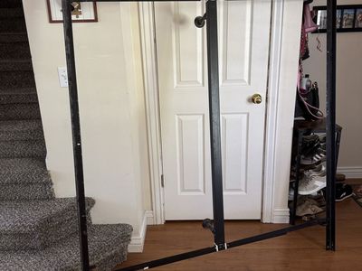 Bedframe Metal Queen Size