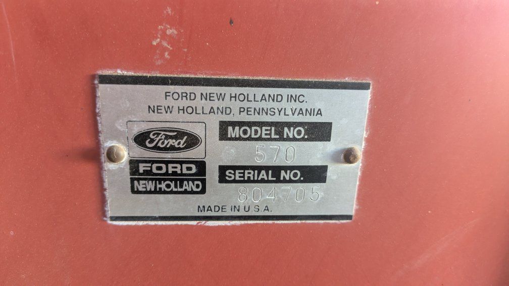 New Holland 570 Baler