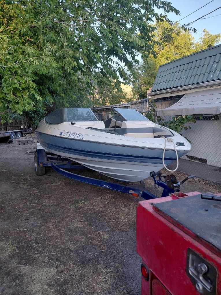 1992 bayliner capri v6