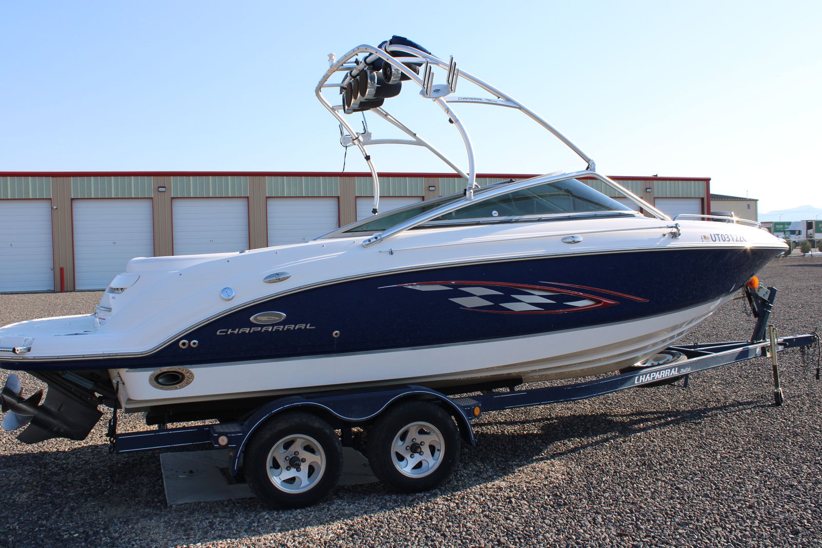 2006 Chaparral 236 SSI ( Big Block Low Hours! )