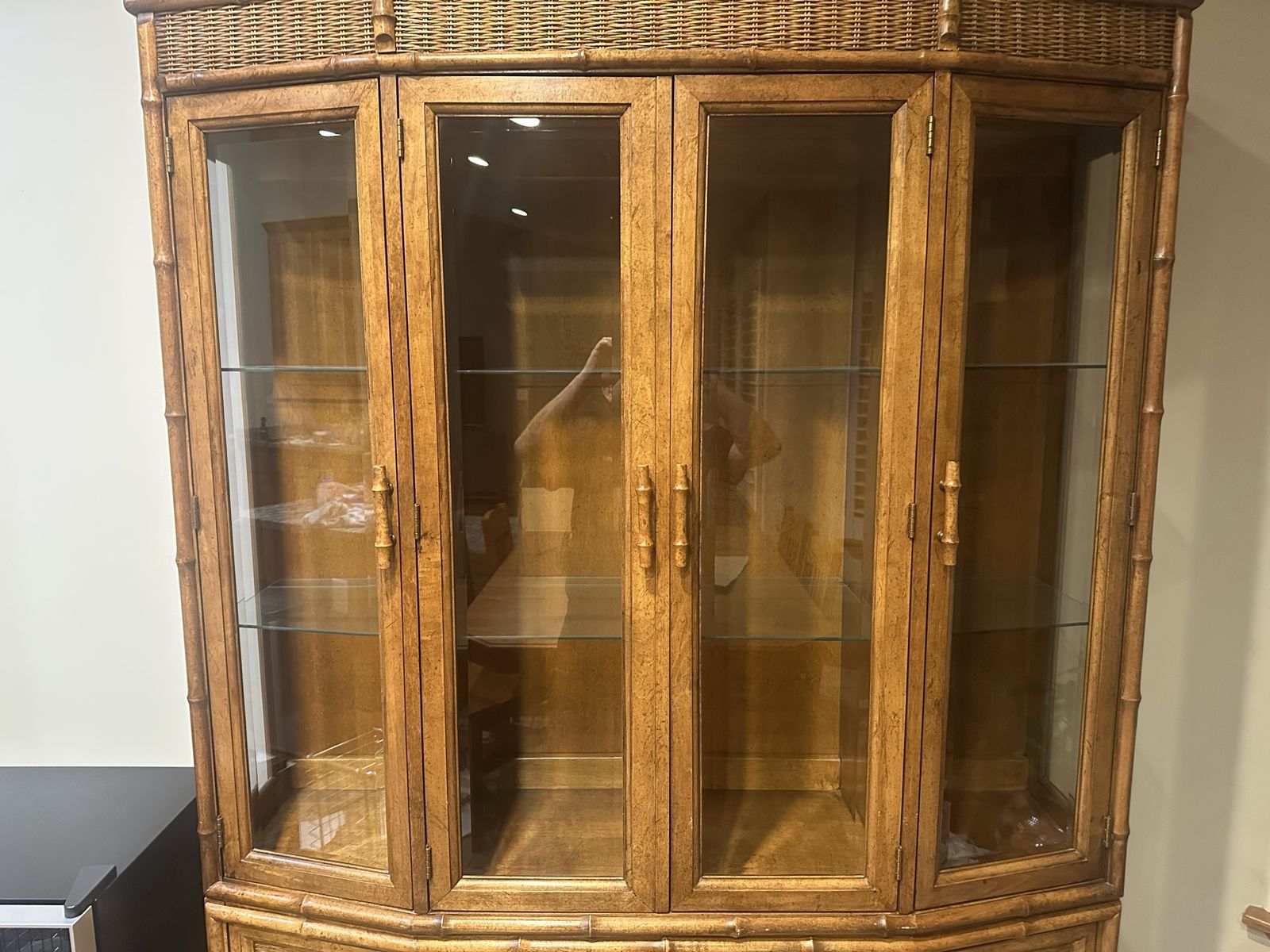 Main image 2