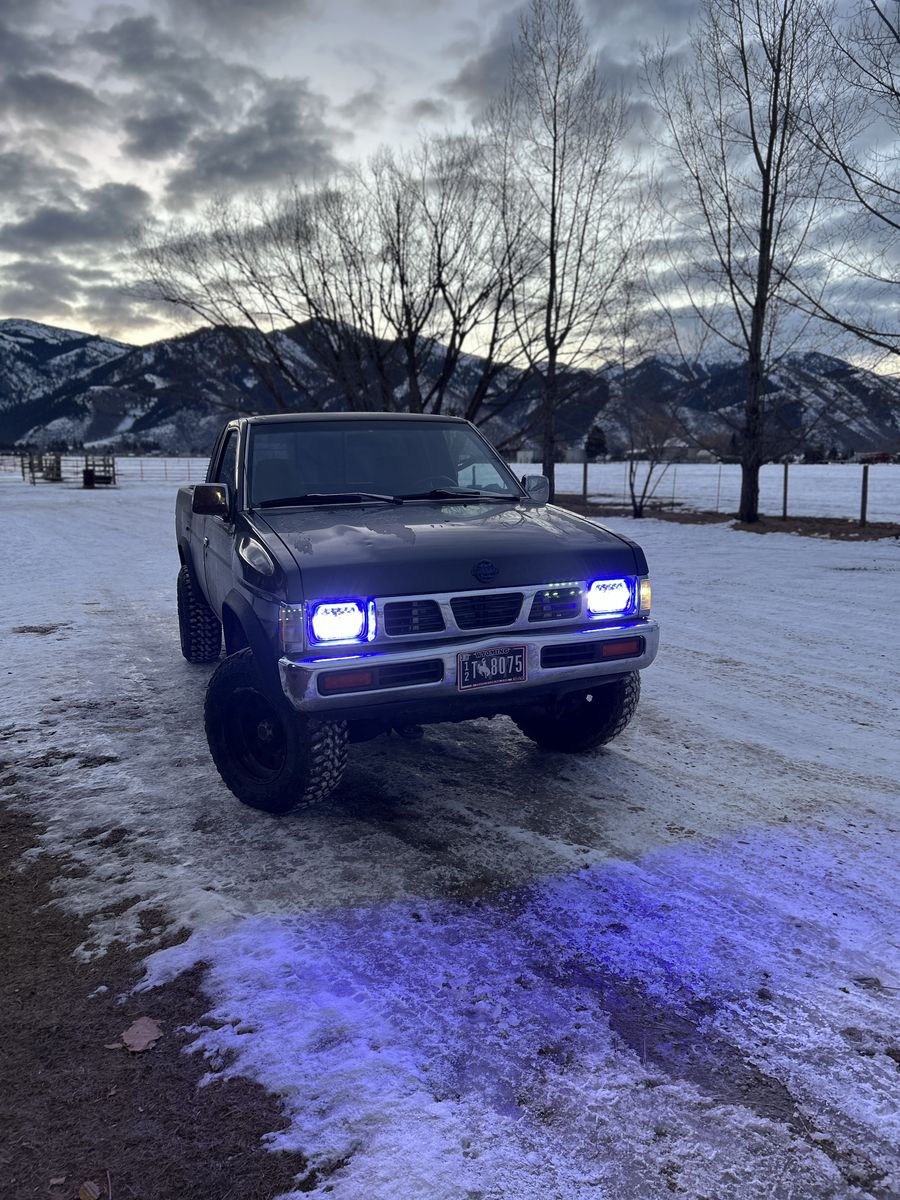 1997 Nissan Hardbody Pickup D21 XE