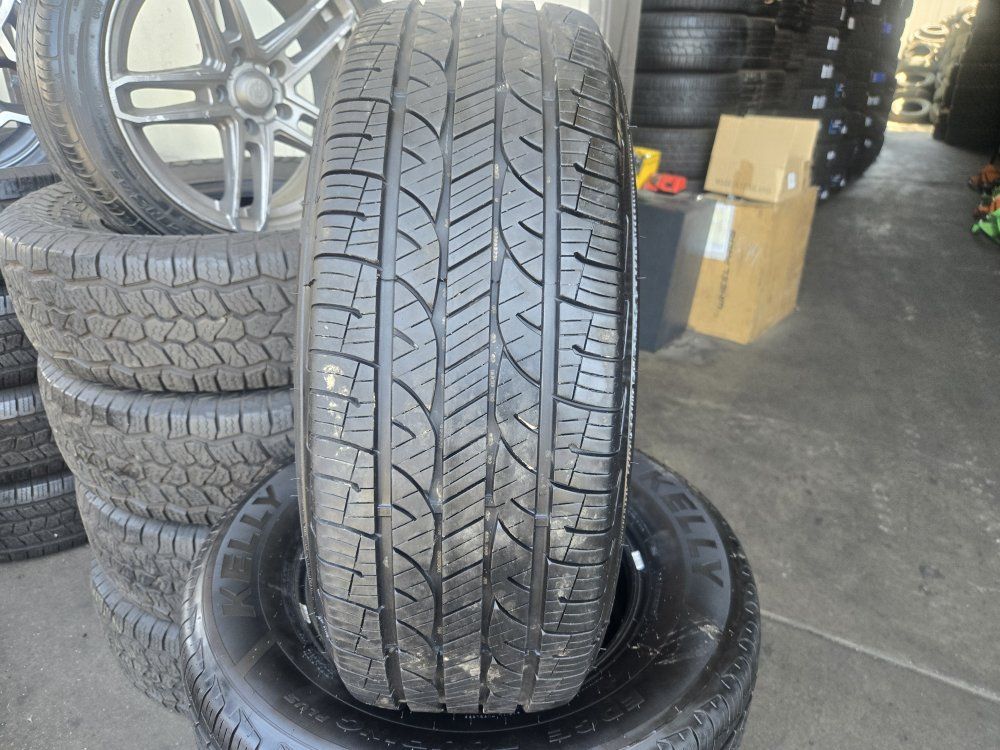 SET 235/6516 KELLY EDGE TOURING